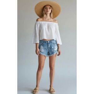 Denim Size 6 Cutoff Distressed‎ Frayed Hem Shorts Light Wash